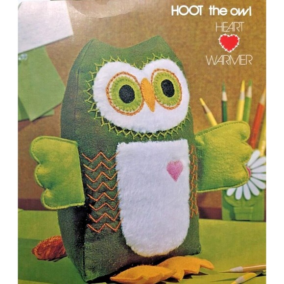 Vintage 1970s Springbok Stuffed Animal Craft Kit Hoot the Owl Heart Warmer 10.5" - Picture 1 of 4